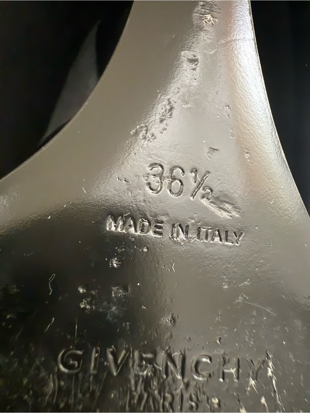 Authentic Givenchy shark boots - Picture 7 of 7